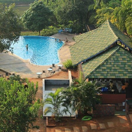 Cherilyn Monta Resort - Ratnagiri Vatul Εξωτερικό φωτογραφία