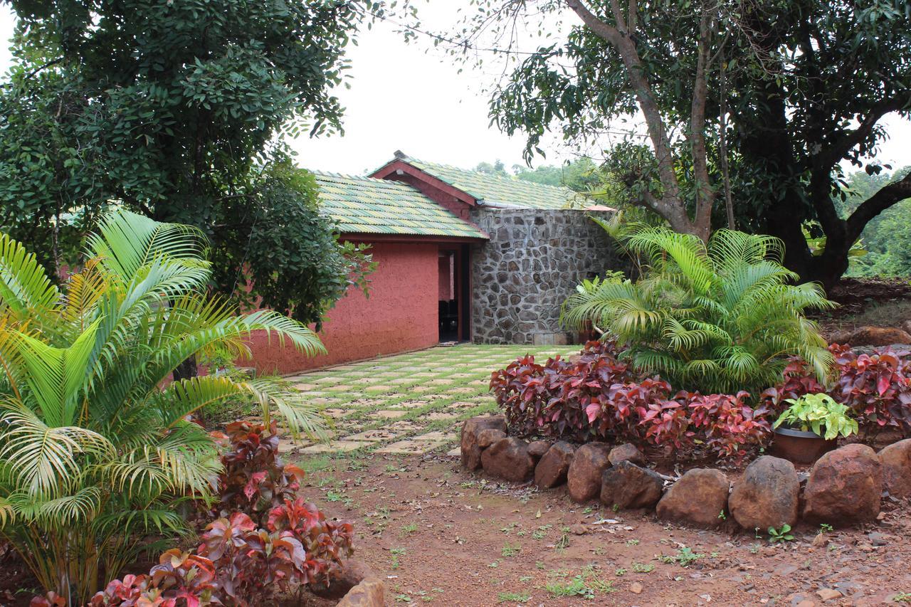Cherilyn Monta Resort - Ratnagiri Vatul Εξωτερικό φωτογραφία